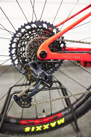 Tweedehands Trek Supercaliber Project One 2023 Mountainbike — afbeelding 4 van 13