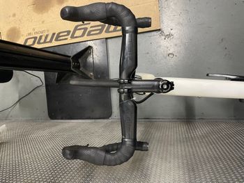 Used Specialized Tarmac Shimano Dura Ace Di2 2018 Road & Gravel, White — image 3 of 3