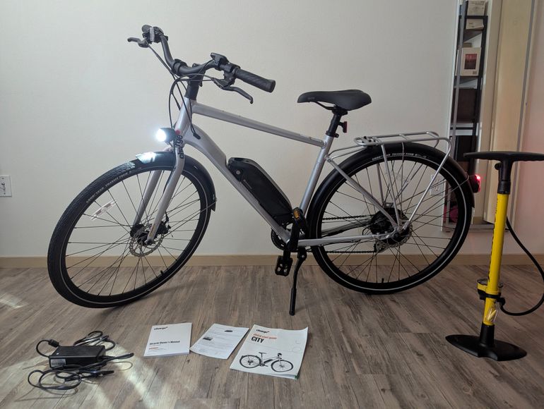 Used Charge City Standard 2025 2025 Urban, Light Gray — image 2 of 3
