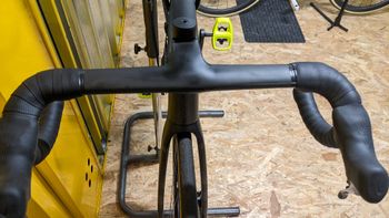 Used Orbea ORCA M20iTEAM 2022 2022 Road & Gravel, Black — image 9 of 10