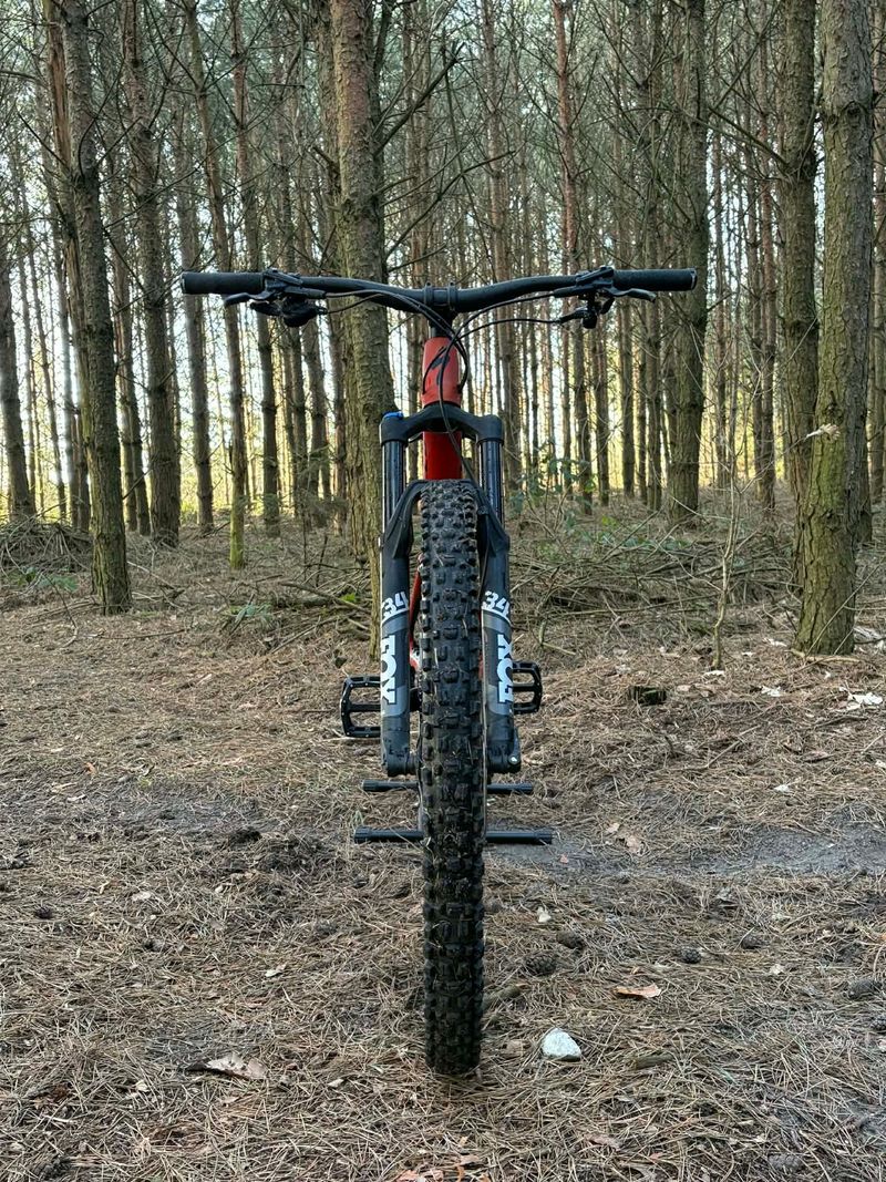Gebrauchtes Specialized Stumpjumper Comp 2022 2022 Mountainbike, Rot, 29 — Bild 5 von 7