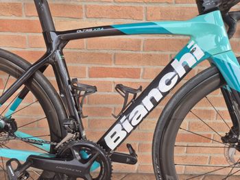 Bianchi, Oltre XR4 Ultegra Di2 2021