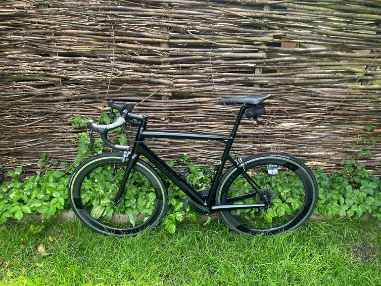 Used BMC Teammachine Shimano Ultegra Di2 2016 Road & Gravel, Black — image 11 of 12