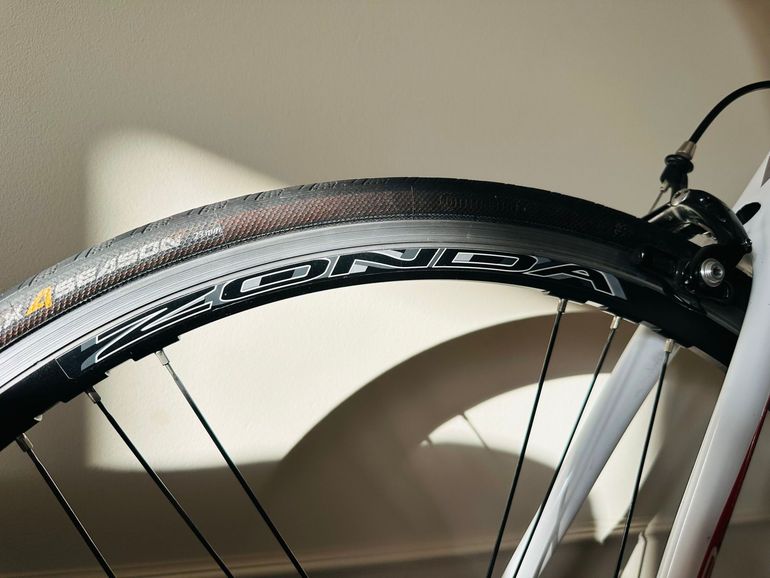 Used Fondriest Fondriest Custom Campagnolo Chorus 2013 Road & Gravel, White — image 18 of 23