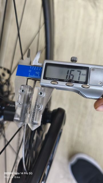 Used BMC Teammachine Shimano Ultegra Di2 (12 Speed) 2023 Road & Gravel, Black — image 12 of 35