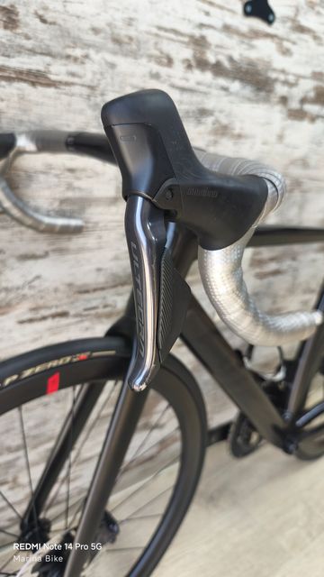Used BMC Teammachine Shimano Ultegra Di2 (12 Speed) 2023 Road & Gravel, Black — image 6 of 35