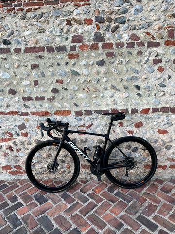 Used Giant Tcr Shimano Ultegra 2020 Road & Gravel, Black — image 6 of 6