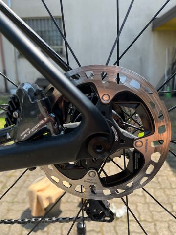 Used Giant Tcr Shimano Ultegra 2020 Road & Gravel, Black — image 4 of 6