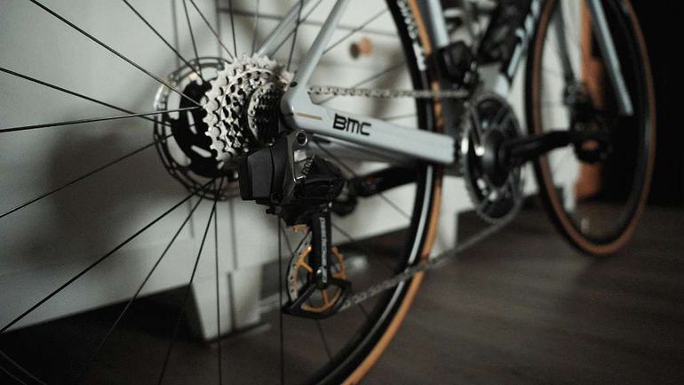 Used BMC Teammachine SRAM Red eTap 2023 Road & Gravel, White — image 11 of 16