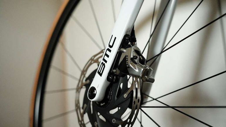 Used BMC Teammachine SRAM Red eTap 2023 Road & Gravel, White — image 3 of 16