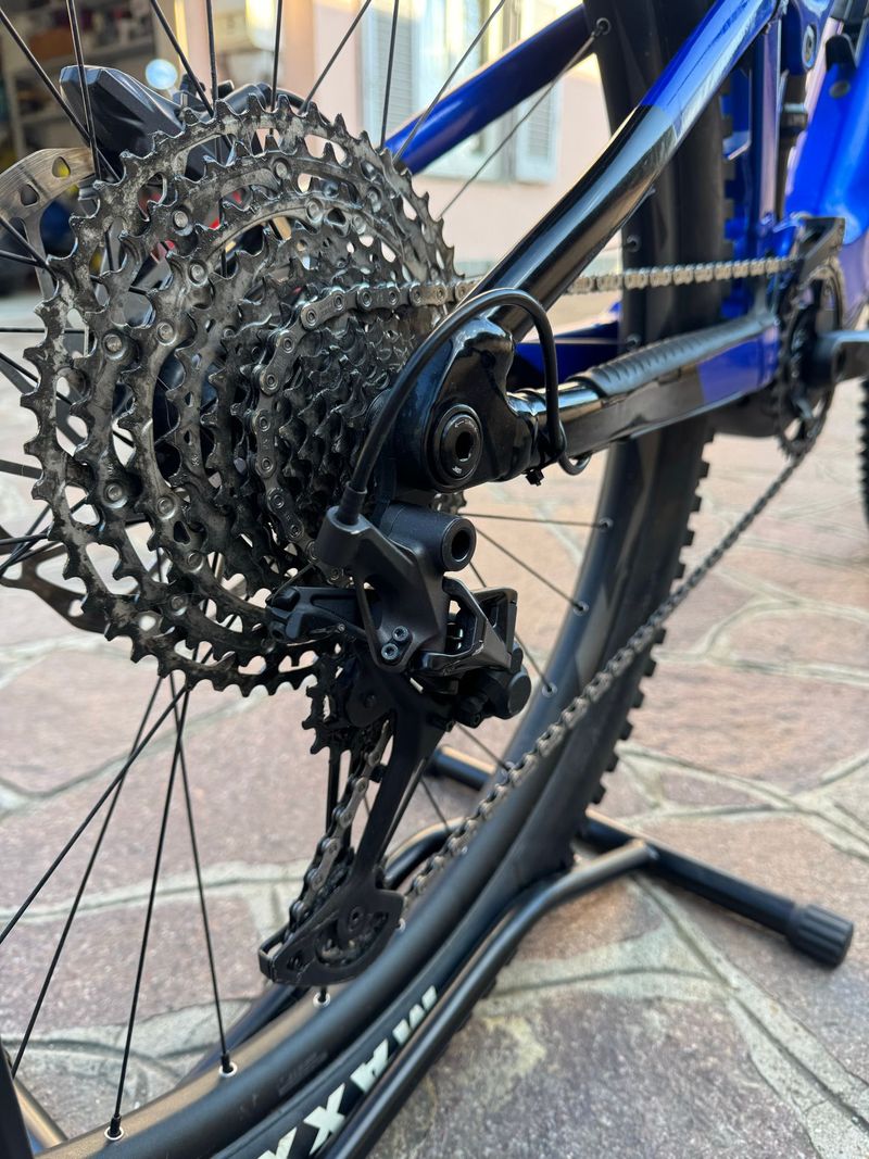 Used Giant Trance X E+ 2 Pro 29er 2022 2022 Mountainbike, Blue, 29 — image 4 of 6