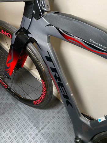 Used Trek Speed Concept 9.9 2017 2017 Road & Gravel, Light Gray — image 16 of 19
