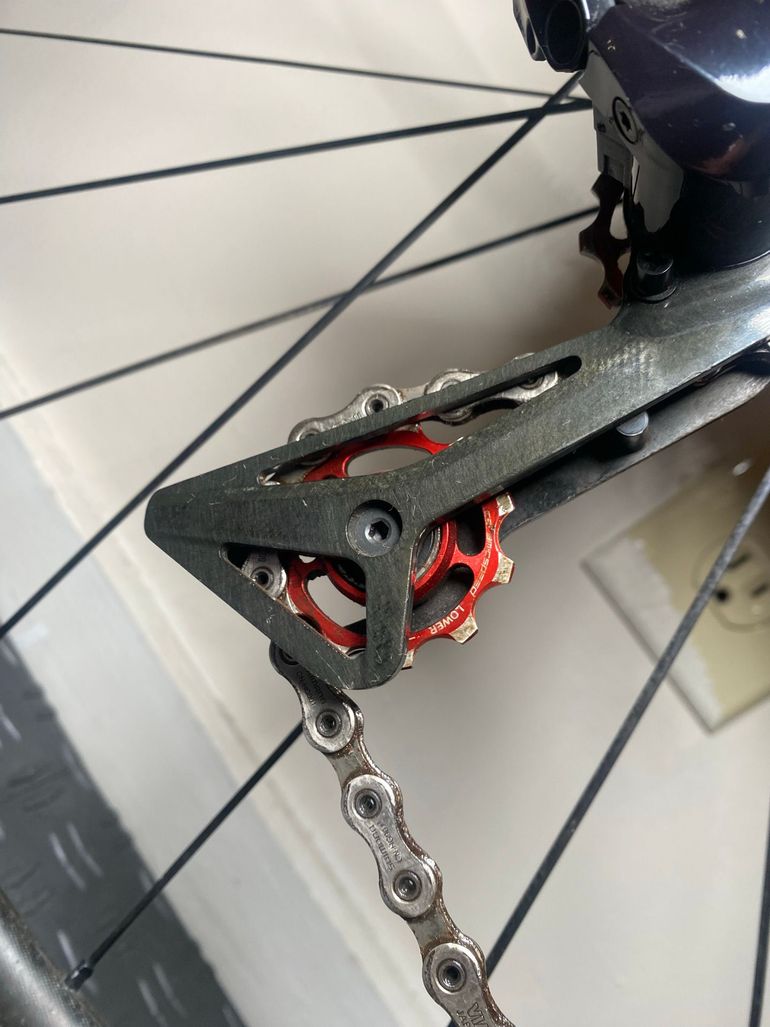 Used Trek Speed Concept 9.9 2017 2017 Road & Gravel, Light Gray — image 5 of 19
