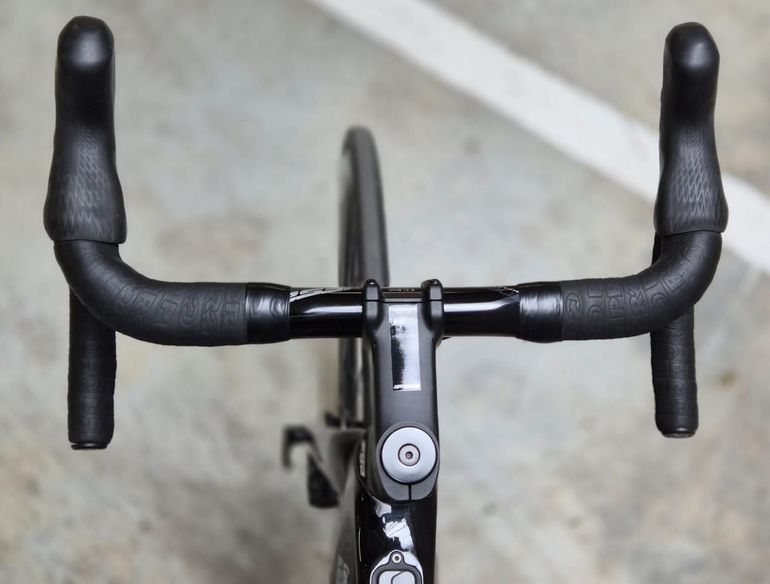 Used Fuji SL-E 2022 2022 Road & Gravel, Black — image 4 of 6
