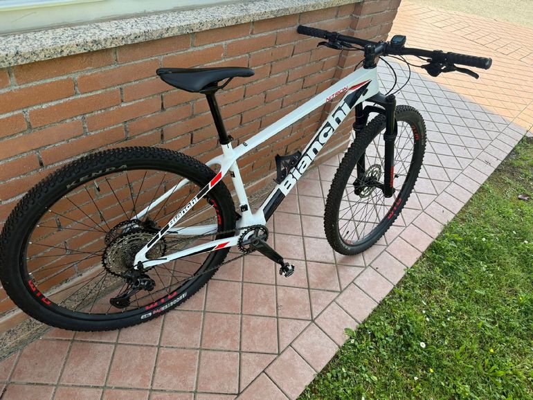 Used Bianchi Bianchi Nitron 9.3 2021 Mountainbike, Bianco — image 6 of 6