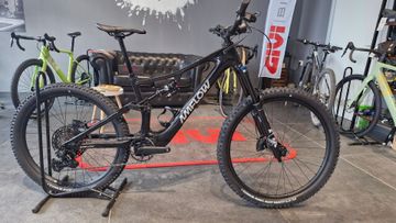 Brugt Amflow PX CARBON 700WH 2027 2027 MTB