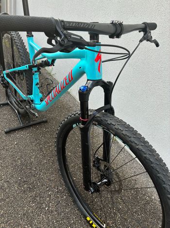 Used Specialized Men's Epic Comp 2018 2018 Mountainbike — image 7 of 7