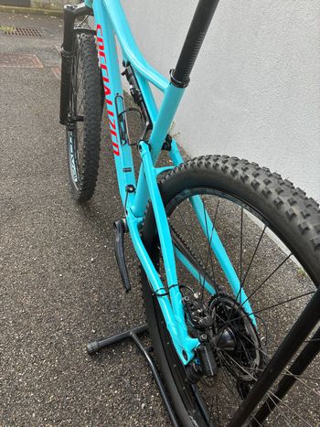 Used Specialized Men's Epic Comp 2018 2018 Mountainbike — image 6 of 7