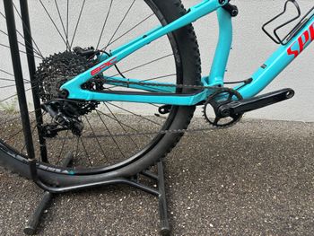Used Specialized Men's Epic Comp 2018 2018 Mountainbike — image 3 of 7