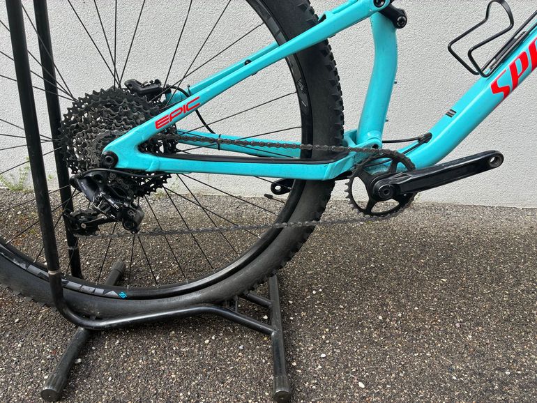 Used Specialized Men's Epic Comp 2018 2018 Mountainbike — image 3 of 7