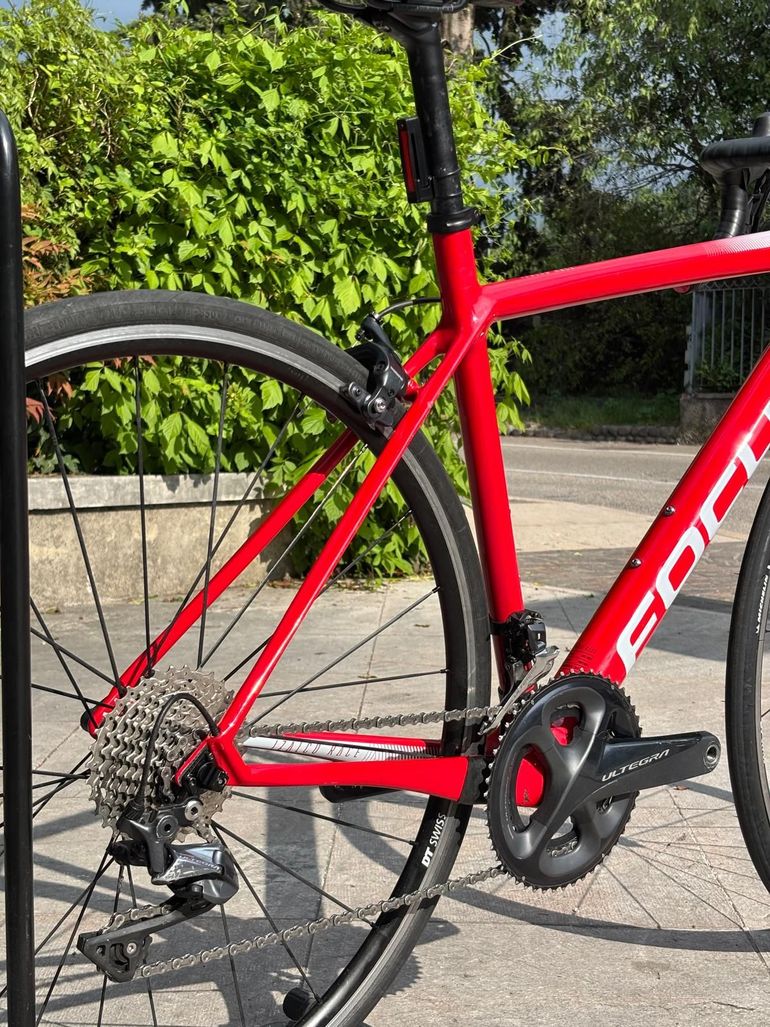 Used Focus IZALCO RACE Ultegra 2018 2018 Road & Gravel, Red — image 5 of 8