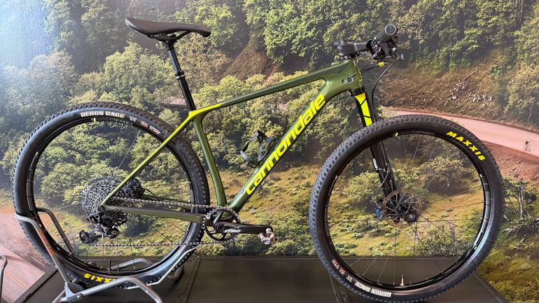 Used Cannondale F-Si Carbon 3 2019 2019 Mountainbike — image 1 of 7