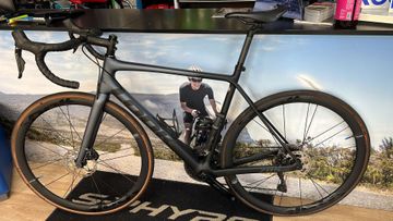 Used Look 785 Shimano 105 Di2 2024 Road & Gravel, Light Gray — image 2 of 10