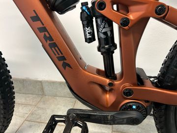 Używany Trek Fuel EXe 9.7 2023 2023 Mountainbike — zdjęcie 6 z 12