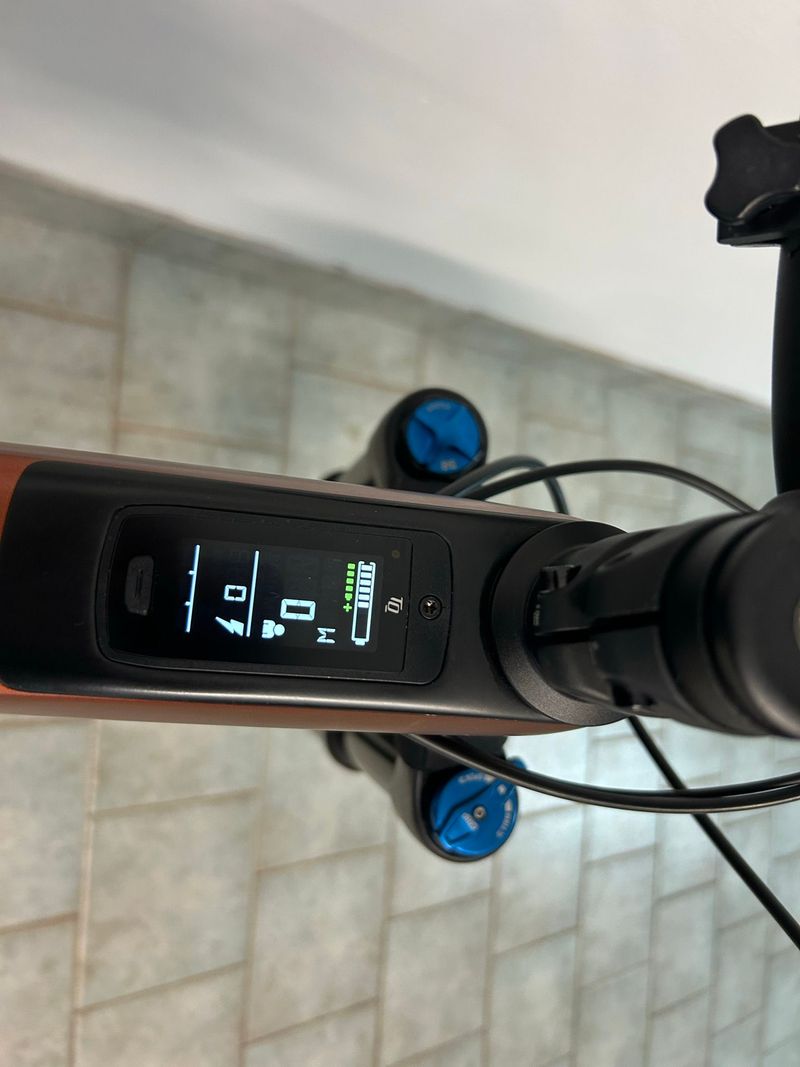 Używany Trek Fuel EXe 9.7 2023 2023 Mountainbike — zdjęcie 10 z 12