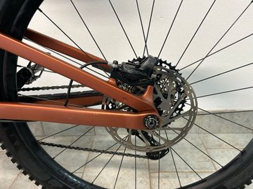 Używany Trek Fuel EXe 9.7 2023 2023 Mountainbike — zdjęcie 7 z 12