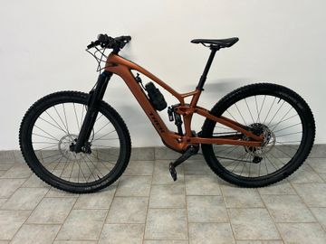 Używany Trek Fuel EXe 9.7 2023 2023 Mountainbike — zdjęcie 2 z 12