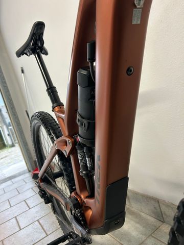 Używany Trek Fuel EXe 9.7 2023 2023 Mountainbike — zdjęcie 8 z 12