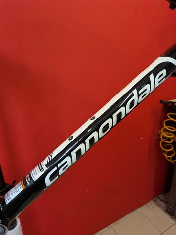 Used Cannondale CAAD 8 Frameset 2015 Road & Gravel, Black — image 3 of 19