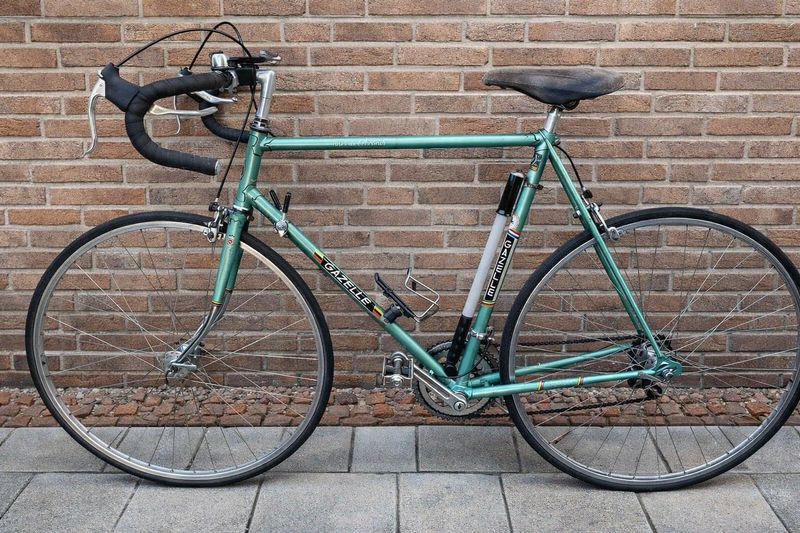 Tweedehands Gazelle Tour De L'Avenir Tour De L’Avenir – Reynolds 531 – Framemaat 59 – 2×5 – Vintage Racefiets 1976 Road & Gravel