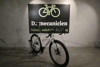 Used Wilier Filante SL SHIMANO 105 Di2 2024 2024 Road & Gravel — image 3 of 5