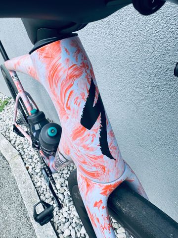 Gebrauchtes Specialized Tarmac SRAM Rival eTap AXS 2025 Road & Gravel, Violett — Bild 4 von 5