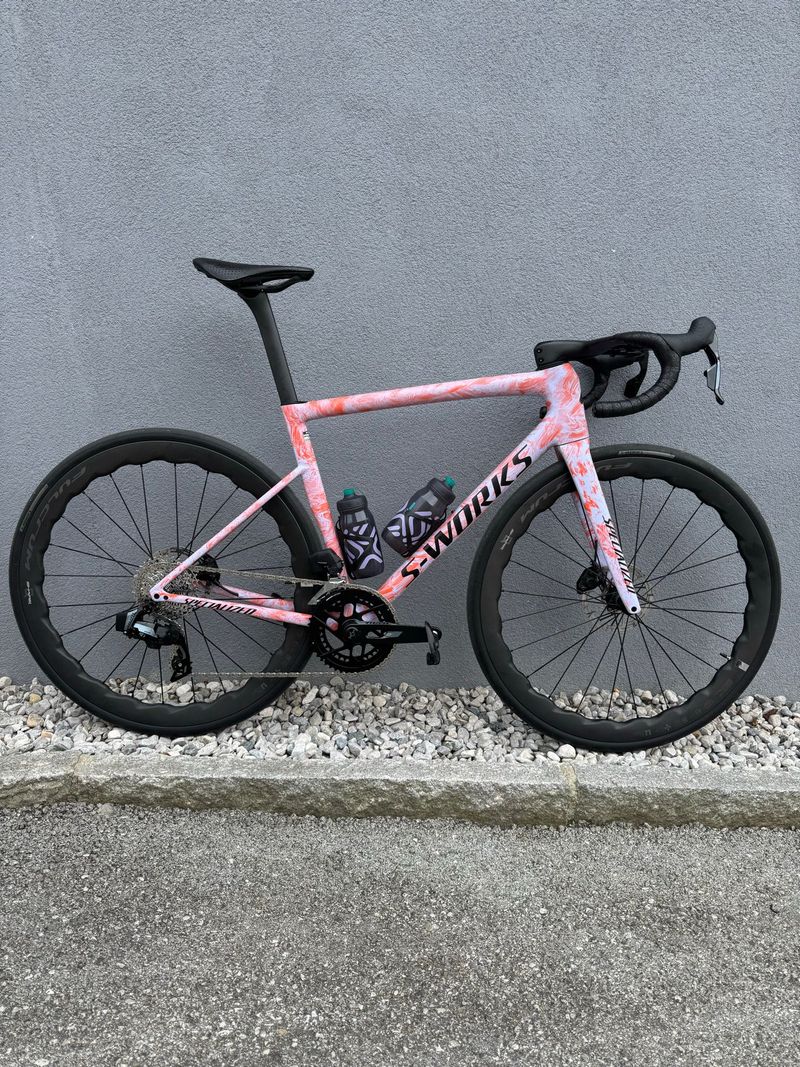 Used Specialized Tarmac SRAM Rival eTap AXS 2025 Road & Gravel