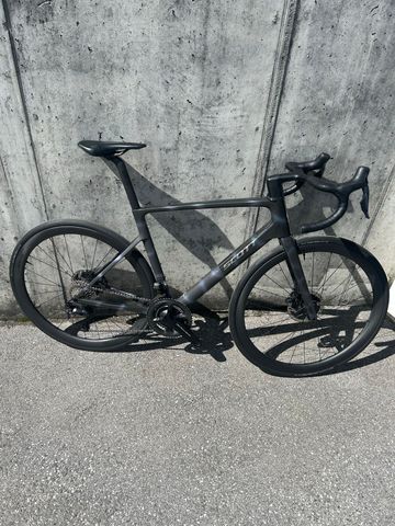 Używany Scott Addict 10 2025 2025 Road & Gravel