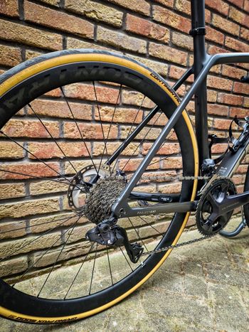 Used Trek Émonda SLR 7 2022 2022 Road & Gravel — image 6 of 19