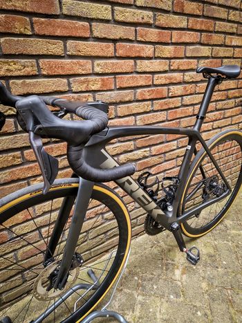 Used Trek Émonda SLR 7 2022 2022 Road & Gravel — image 11 of 19