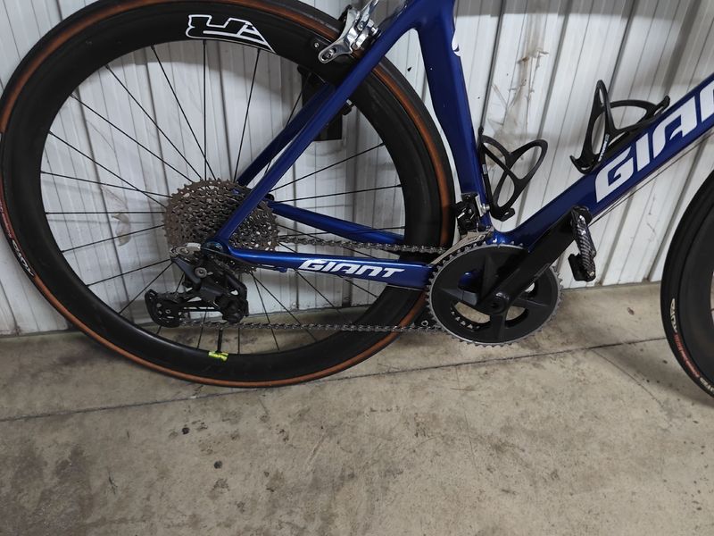 Used Giant TCR Composite 2 2013 2013 Road & Gravel, Blue — image 2 of 4