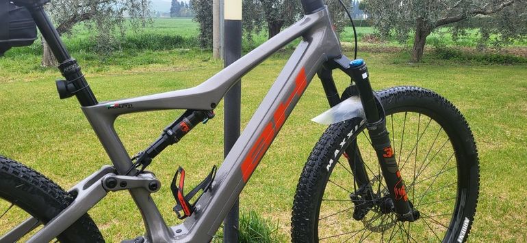 Used BH iLYNX RACE CARBON LT 7.6 2022 2022 Mountainbike — image 3 of 12