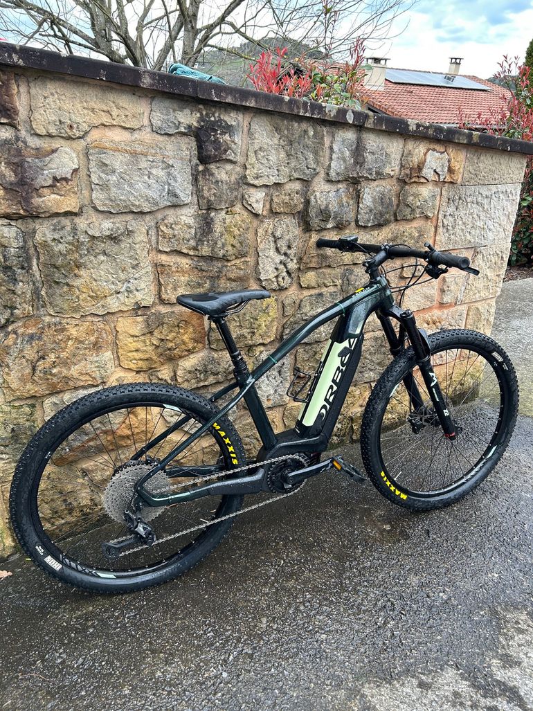 Used Orbea Keram Shimano Deore XT 2021 Mountainbike, Green — image 1 of 9