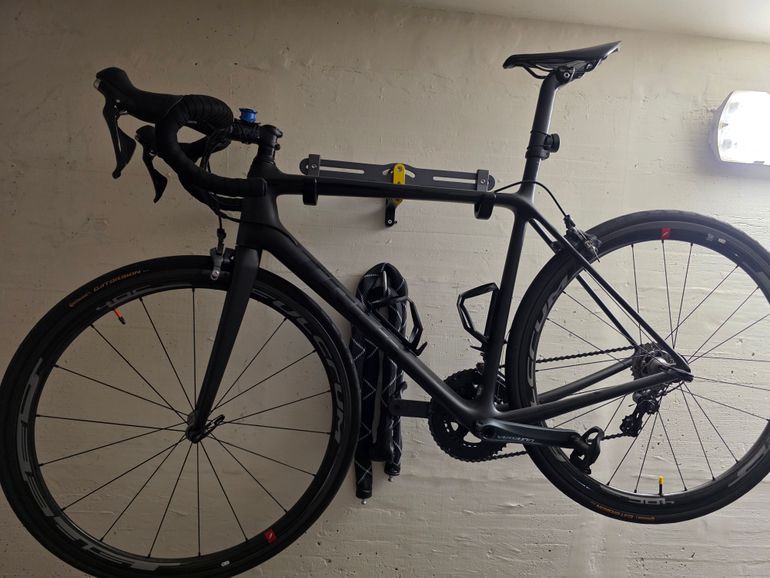 Used Trek Émonda SL 6 2017 2017 Road & Gravel, Black — image 4 of 8