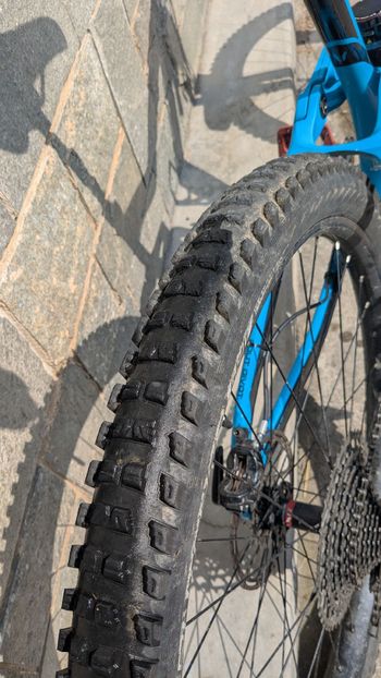 Used Devinci Troy 29 NX 12S 2019 2019 Mountainbike — image 7 of 9