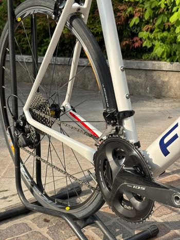 Used Focus IZALCO RACE 105 2018 2018 Road & Gravel, Red — image 6 of 7