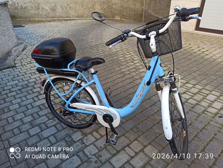 Used vinesa e-bike bici elettrica Vinesa e-bike bici elettrica Custom Urban, Azul — image 2 of 4