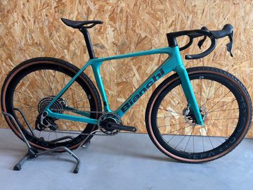 Brugt Bianchi Impulso RC RED XPLR disc 2026 2026 Road & Gravel