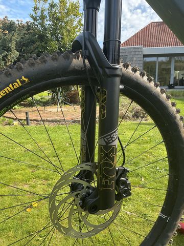 Tweedehands Moustache Speciale Build Up 2026 Mountainbike — afbeelding 3 van 8