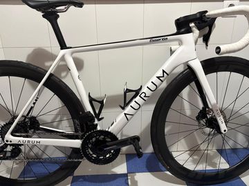 Used Aurum Essentia 2025 Road & Gravel, White — image 1 of 9